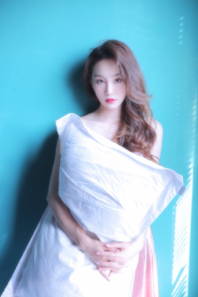 艳女还魂