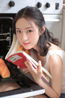 荡女乱翁床第小说